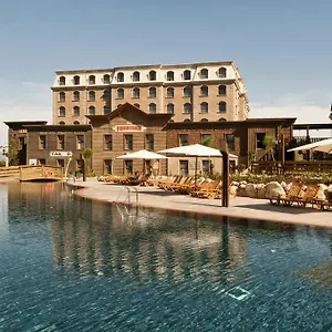 Portaventura Gold River: Theme Park Access Included סאלו